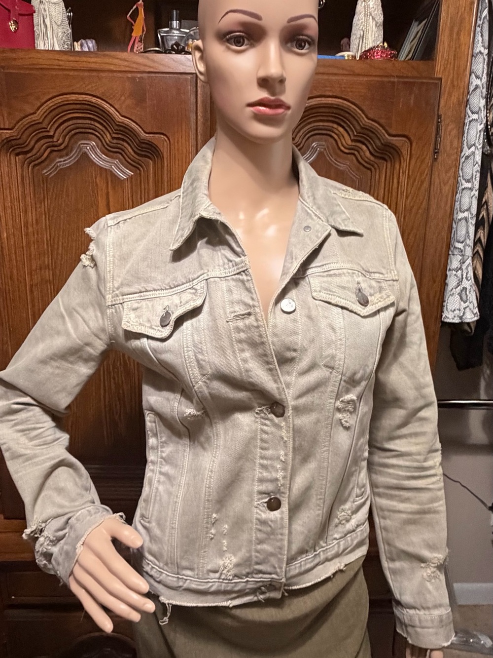 Authentic JB 000787 # 117965 J Brand Distressed Pale Ash Denim Trucker Jacket